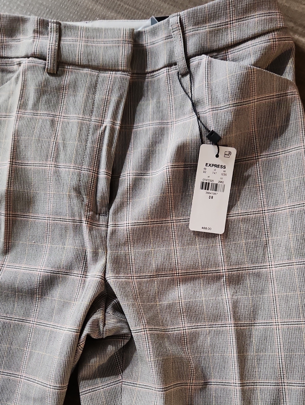 NWT Express Plaid Trousers in Gray and Light Pink